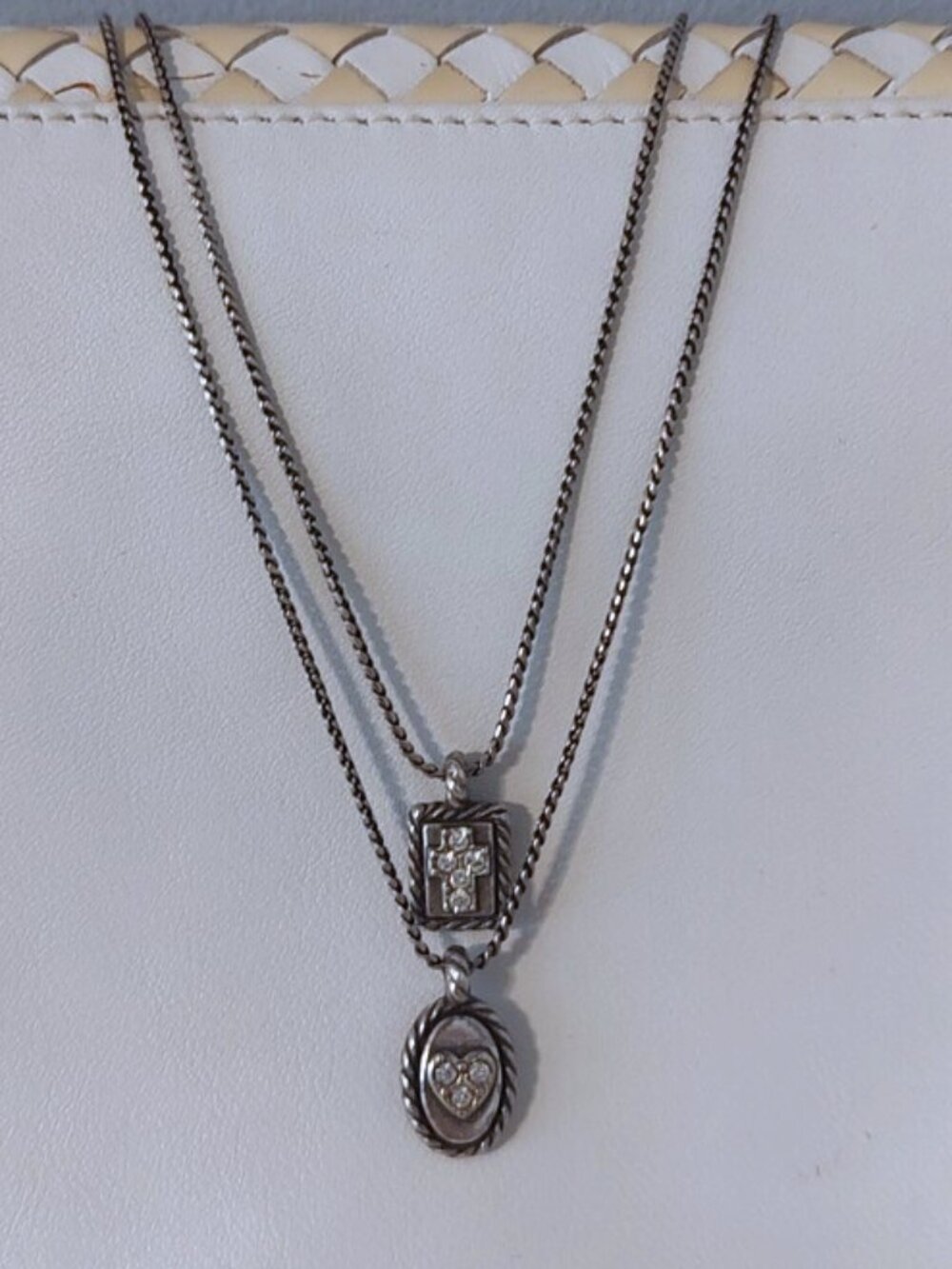 Brighton rhinestone cross heart double strand silvertone necklace w/pouch EUC - Picture 4 of 7